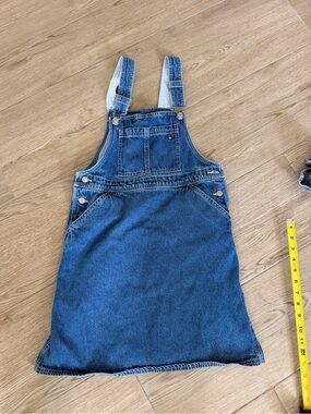 Girls Vintage Y2K Tommy Hilfiger Indigo Denim Pinafore Dress